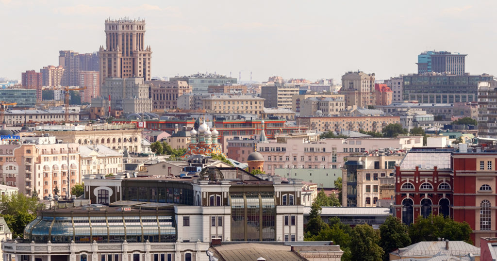 Число сделок со вторичным жильем в Москве выросло за год на 33%
