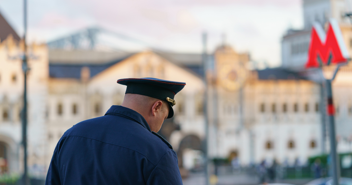 Из московского метро уволили около 40 человек за поддержку Навального