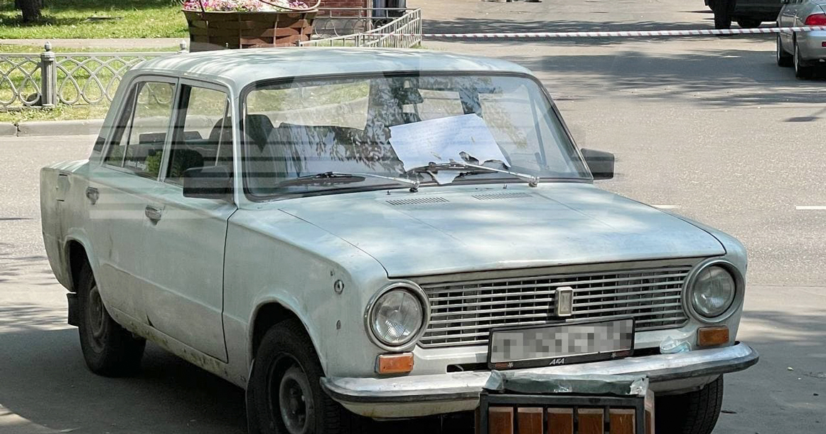 В Нагатинском Затоне хулиганы «заминировали» машину, предложив хозяину «поиграть»