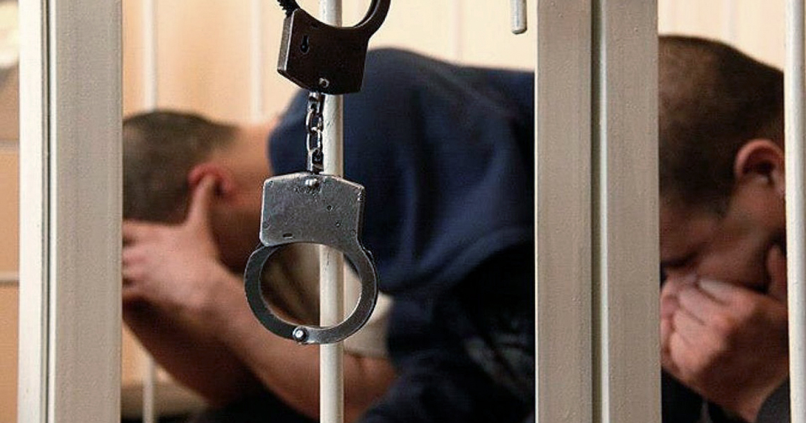 11 бывших полицейских в Москве отправили в колонию за взятки и грабежи