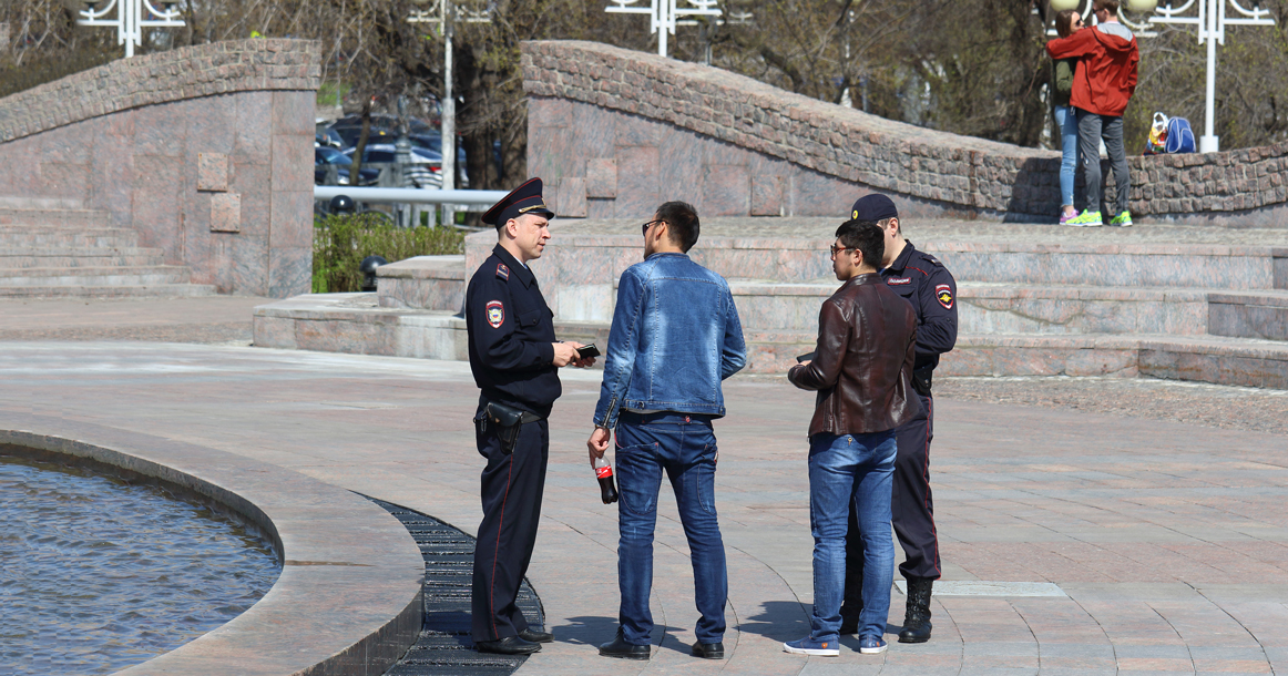 Операция «Мигрант»: после драки в Кузьминках полицейских обязали ставить приезжих на учет