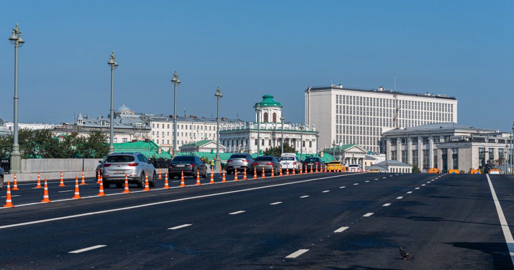 Наконец закончили ремонт Большого Каменного моста, начатый прошлым летом