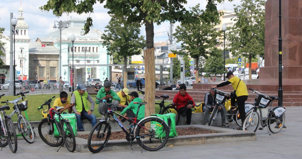 Количество курьеров в Москве по сравнению с прошлым годом увеличилось на 160%