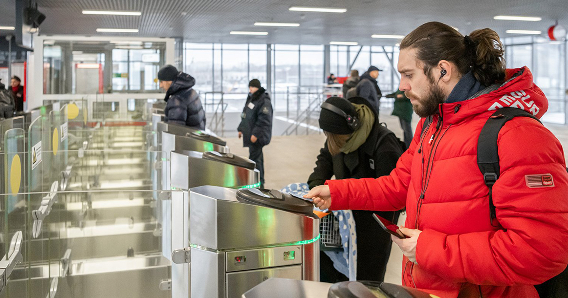 В 2022 году банковские карты будут принимать все турникеты в метро