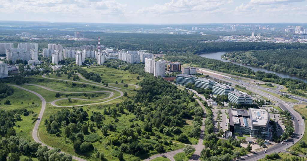 Жители Крылатского добились своего — гостиницы возле парка не будет