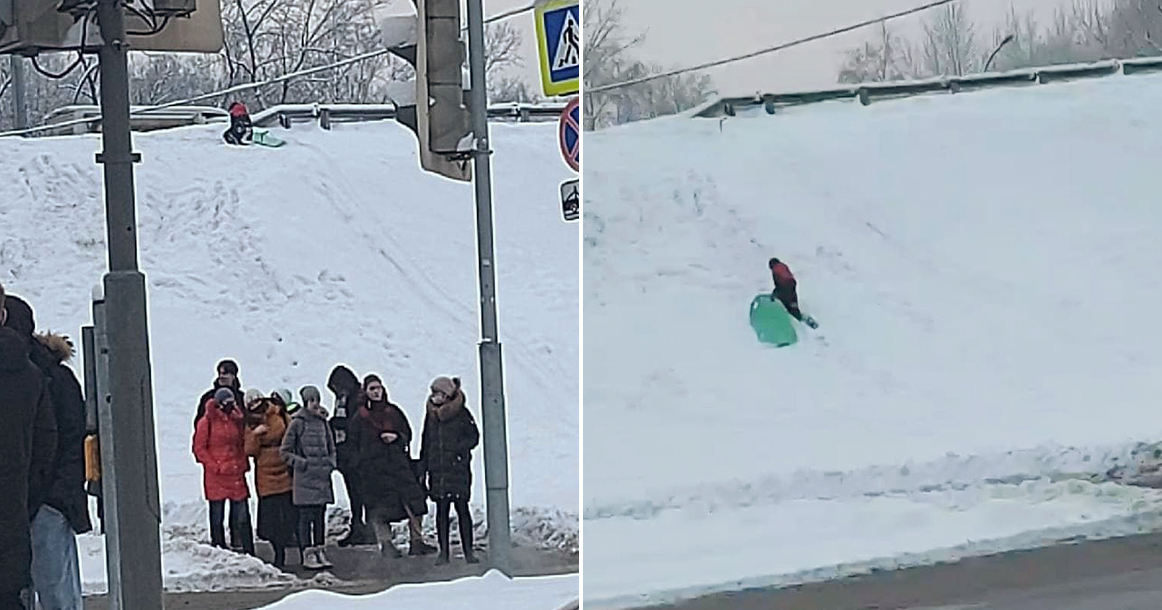 В Кузьминках появилась горка, с которой дети вылетают на проезжую часть