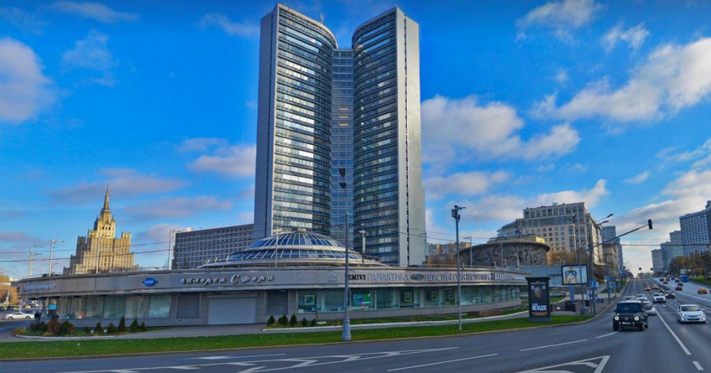 ТЦ «Сфера» напротив Белого дома выставили на торги за 3,48 млрд рублей
