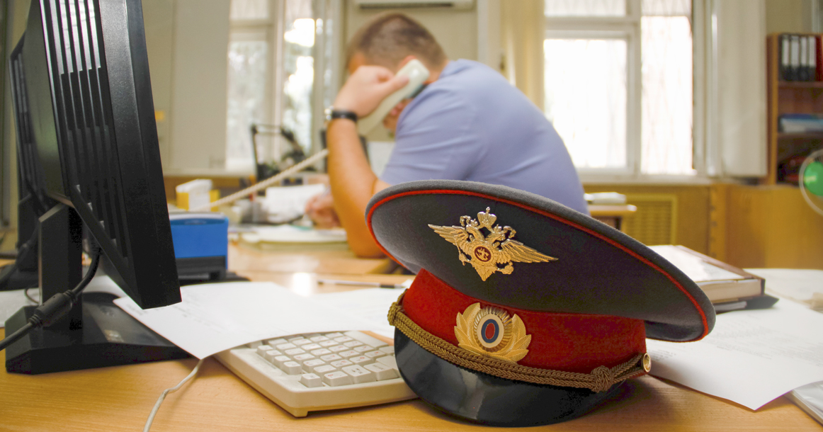 В Сколково мигрантов подозревают в избиении лифтера, мешавшего им ломать лифты