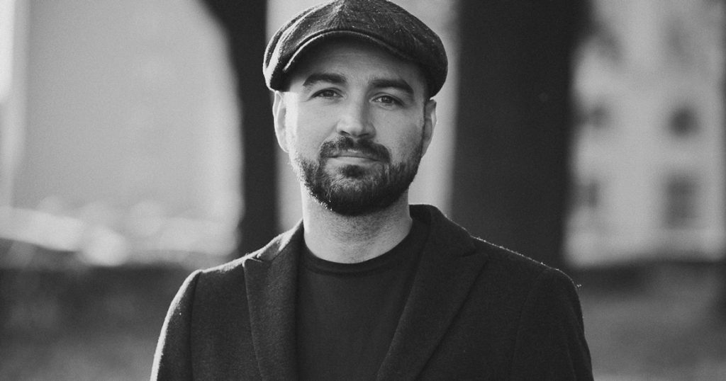 «Я не против классического театра, я за свой театр» — режиссер Семен Александровский