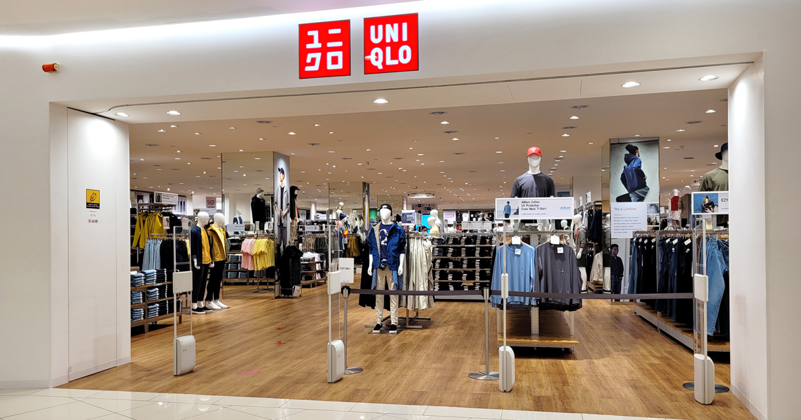 Вопреки обещаниям Uniqlo все-таки остановит продажи в России