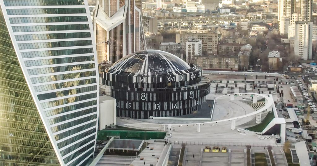 В «Сити» открывается первая часть «Парк Сити» с кафе и торговыми павильонами