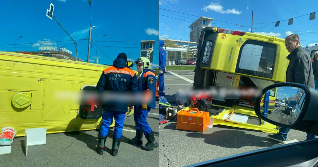 Два человека пострадали в аварии с перевернувшейся скорой на Тарусской улице