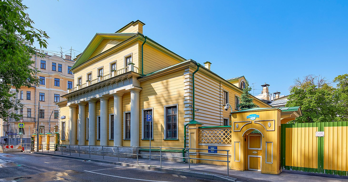 Московский дом: особняк Поливанова