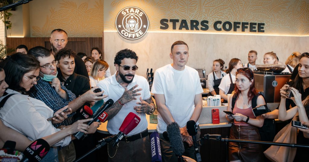 Как старый, только новый: мы побывали на предоткрытии Stars, который бывший Starbucks
