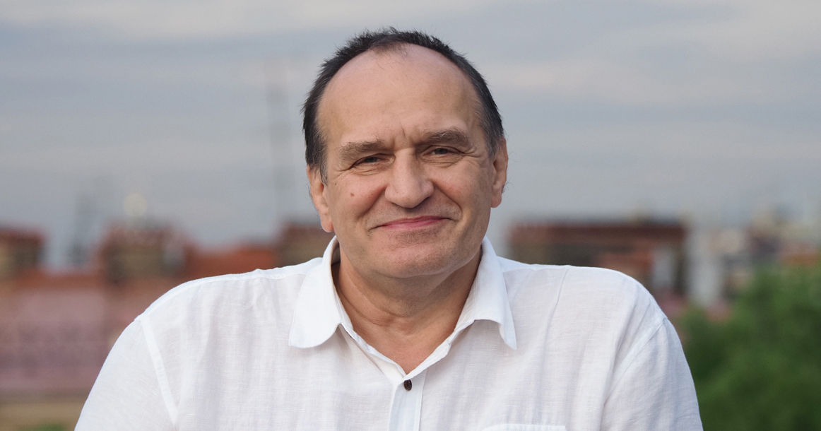 «Поспав три или четыре часа, можно прекрасно провести день» — сомнолог Александр Поляков