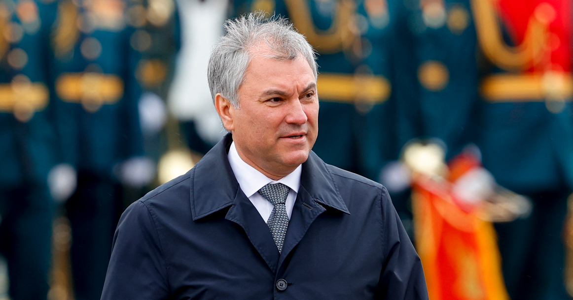 Володин заявил, что всем, кто состоит на воинском учете, запрещен выезд из страны