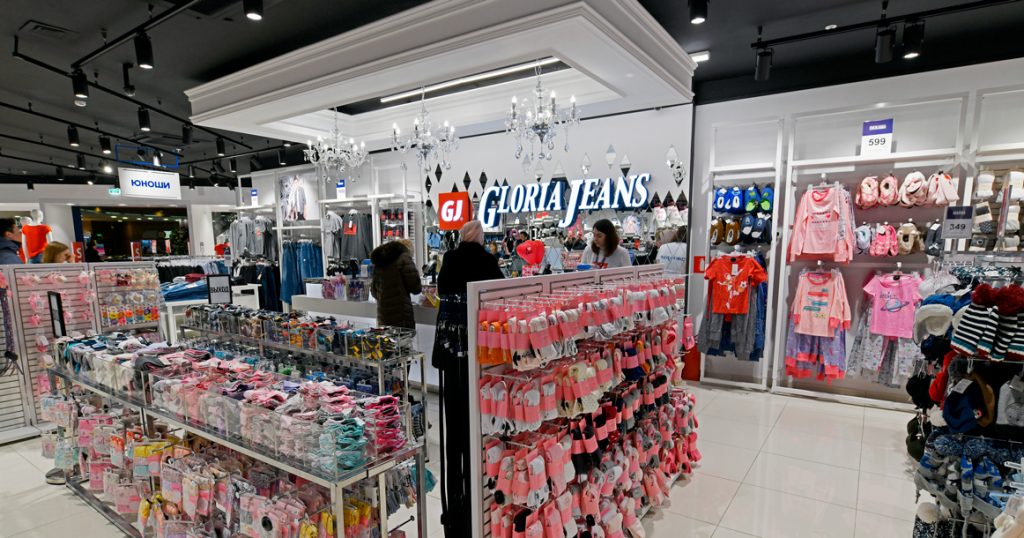 Сеть Gloria Jeans занимает бывшие магазины H&M