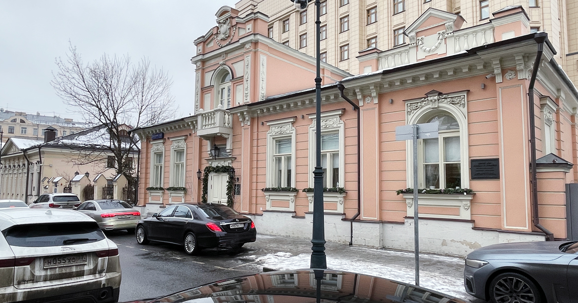 Дом недели: особняк Боля — Гутхейля в Денежном переулке