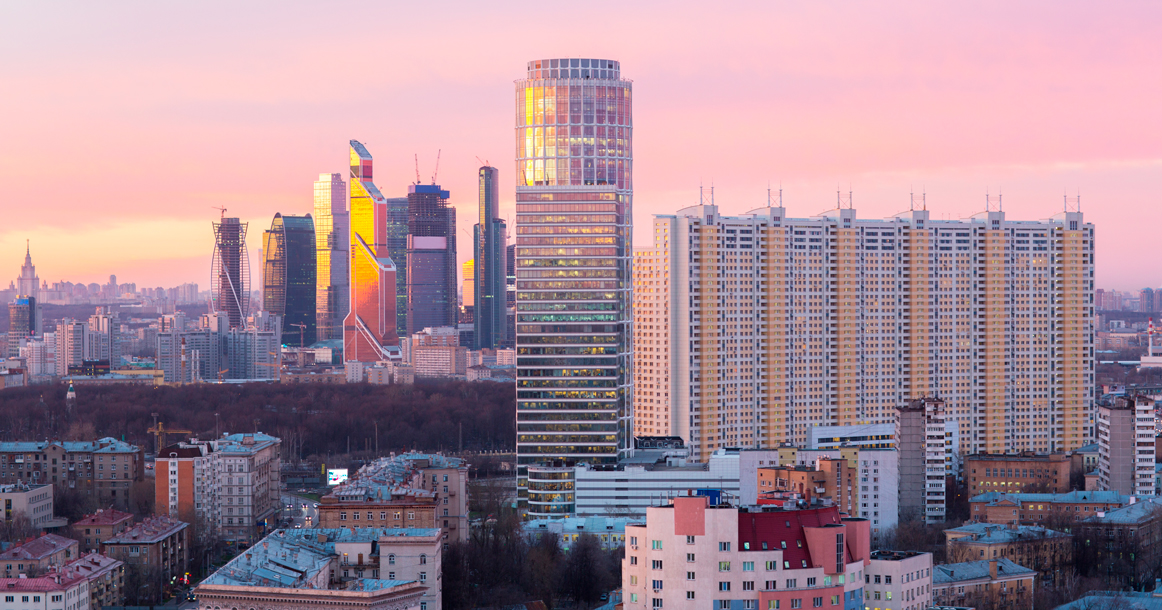Москва собянинская: как изменился город за 12 лет — «за» и «против»