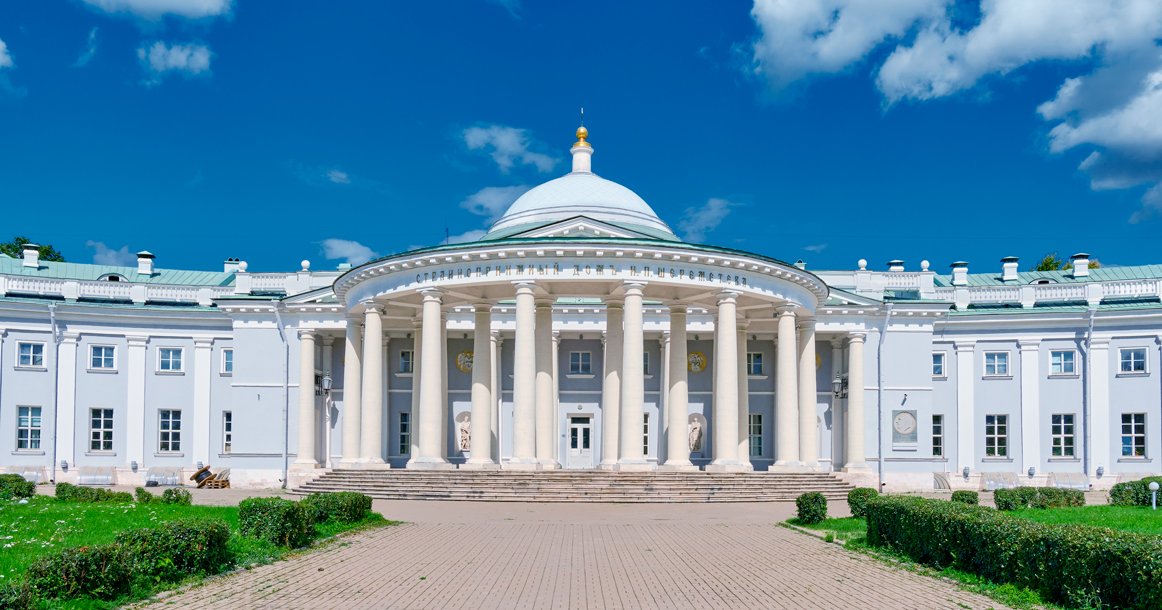 Как Екатерина II и пожар 1812 года сделали классицизм главным стилем старой Москвы