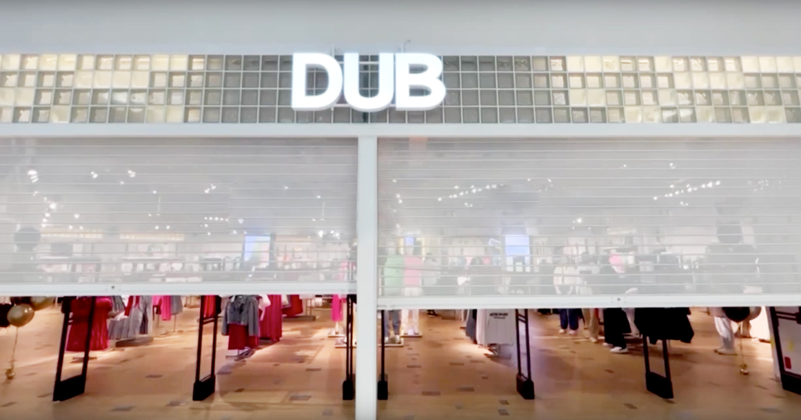 В «Авиапарке» открылись первые магазины Dub и Vilet — новые Pull&Bear и Stradivarius