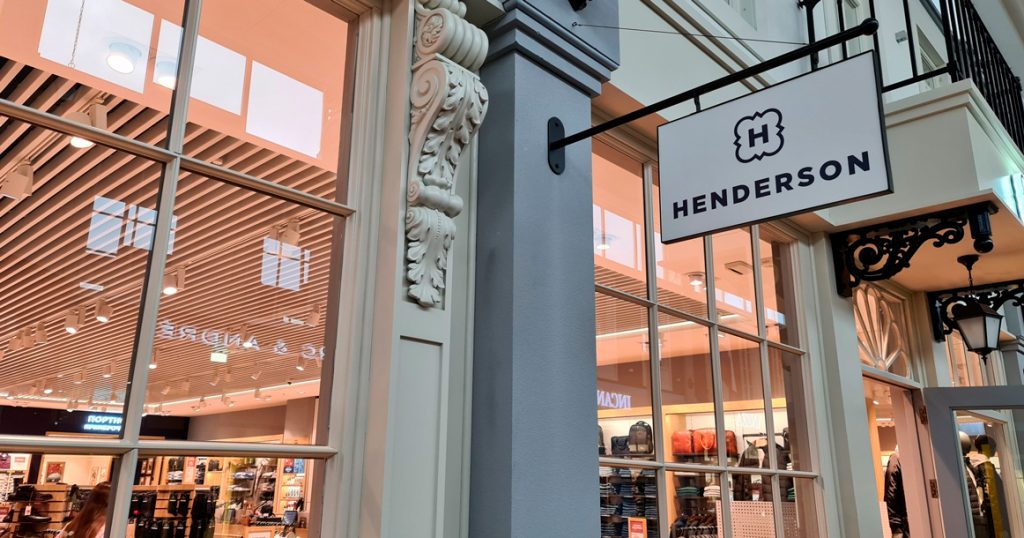 На месте Massimo Dutti на Кузнецком Мосту откроется флагман российского Henderson