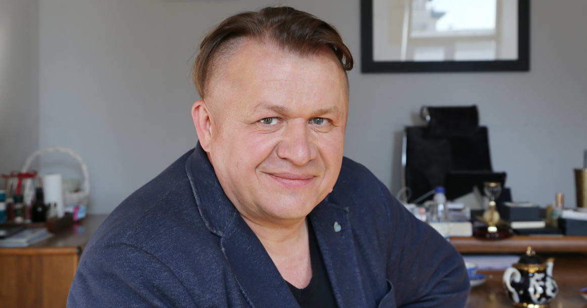 «Никуда не уеду, здесь — основа» — создатель банного комплекса «Гуси-Лебеди» Анатолий Титунин
