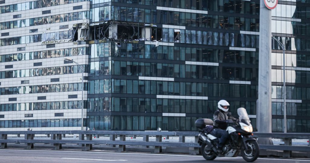 Во время атаки беспилотников по «Москва-Сити» пострадал охранник