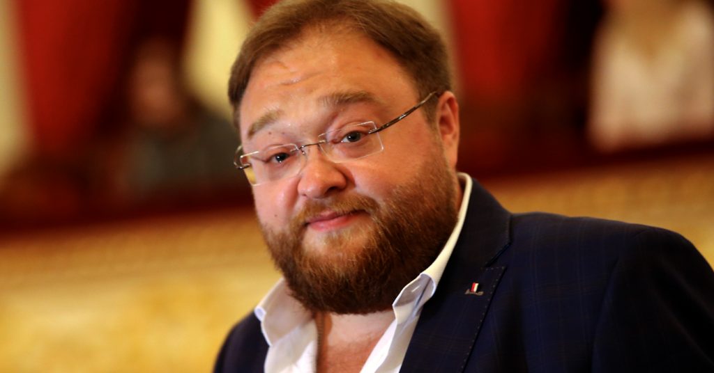Умер солист Большого театра Максим Пастер