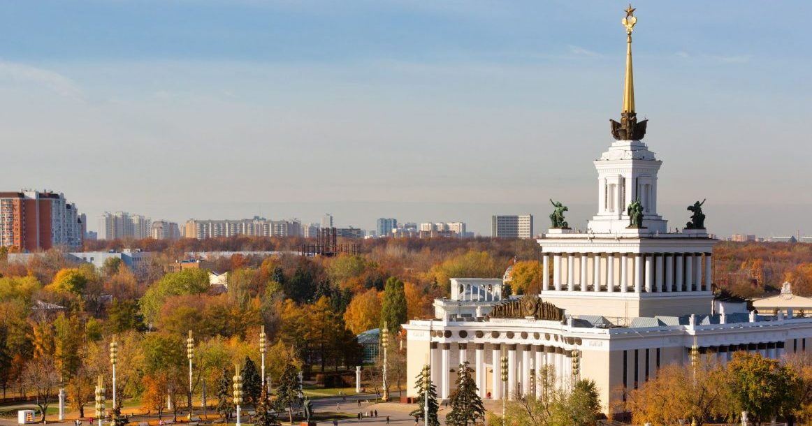В каком районе Москвы в праздничные выходные ноября кратно вырос мобильный трафик