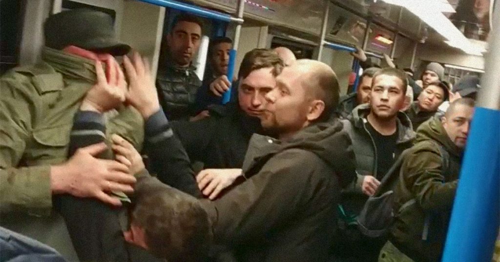 В Москве так и не научились корректно делать замечания