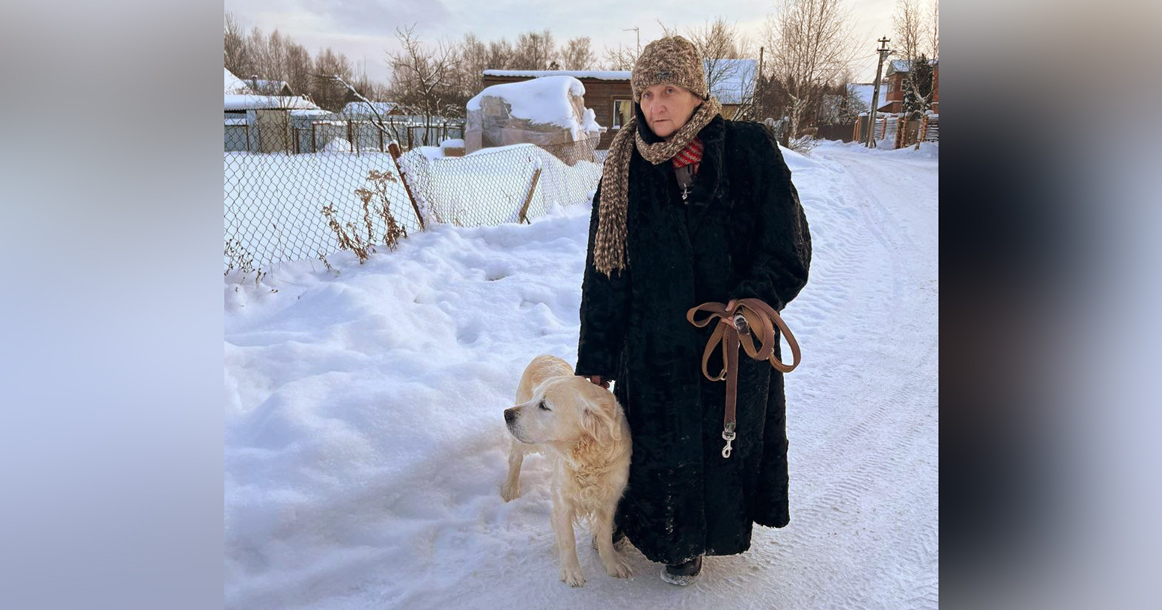 Фонд «Спецоперация бабушка» помогает 70-летнему костюмеру, у которой мошенники отняли квартиру