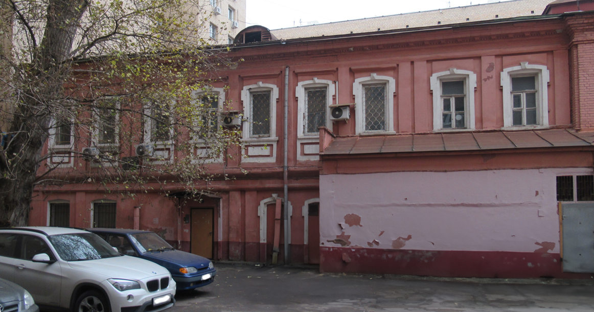 На Шаболовке выставили на продажу палаты купцов Кушашниковых XVIII века