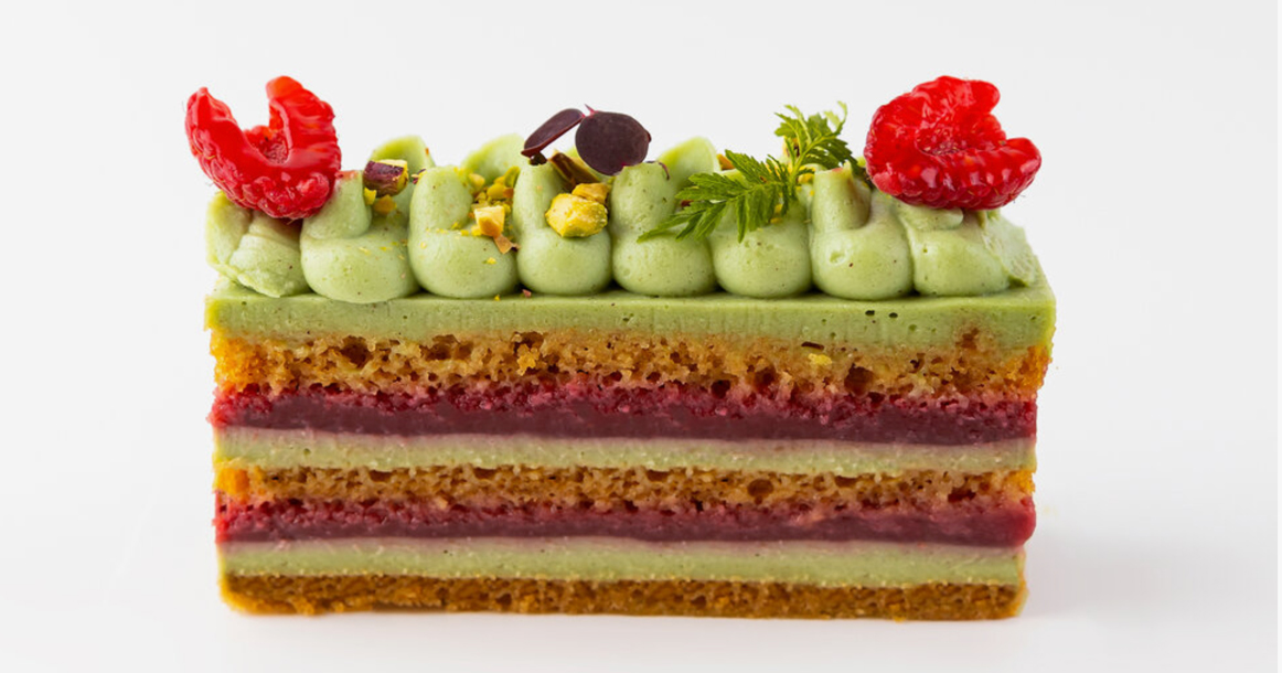В Nosugar Bakery на «Белорусской» можно объедаться пирожными совершенно без угрызений совести
