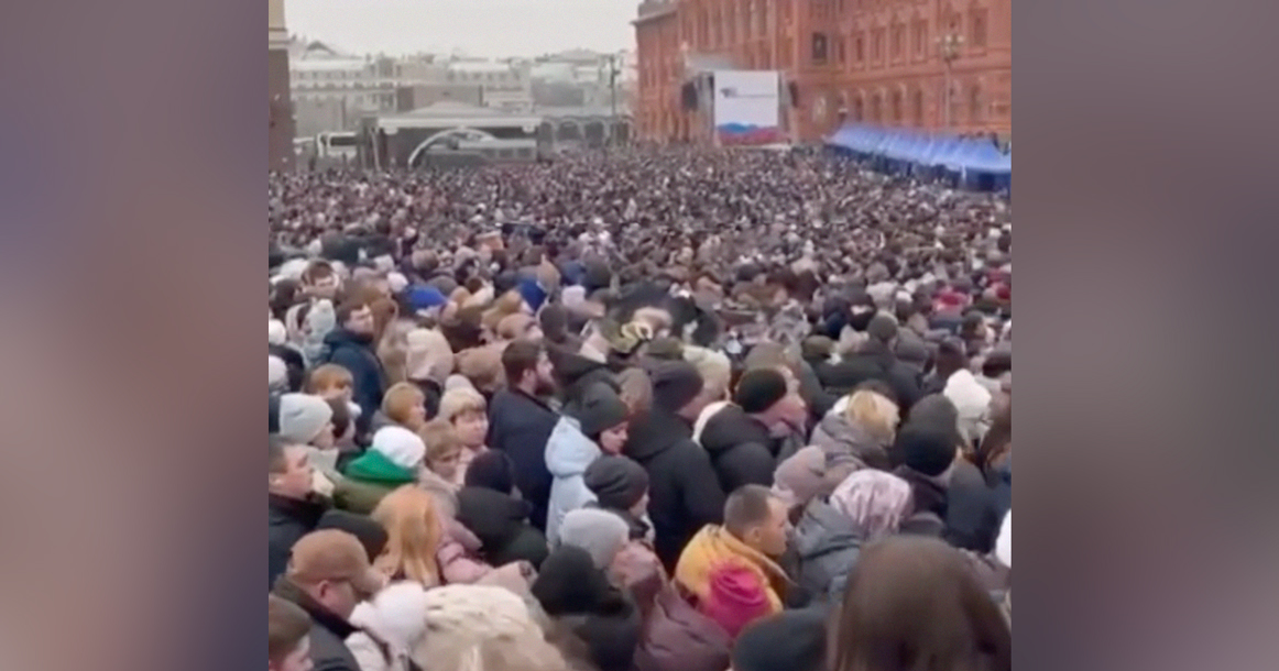 У ТЦ «Охотный Ряд» давка из-за митинга-концерта на Красной площади