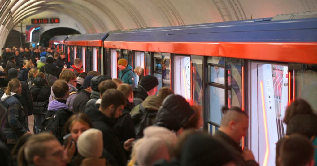 На Замоскворецкой линии наконец запустили новые поезда — «Москва-2024»