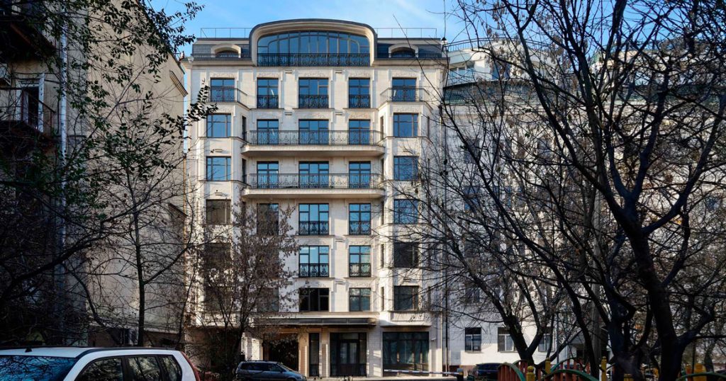 Квартира Славика из «Беспринципных» в Большом Козихинском продается за 360 млн рублей