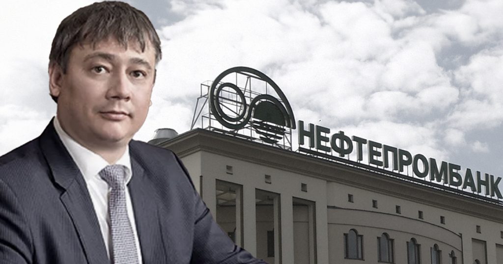 Суд дал 4 года колонии экс-главе Нефтепромбанка Александру Борисову за премии самому себе