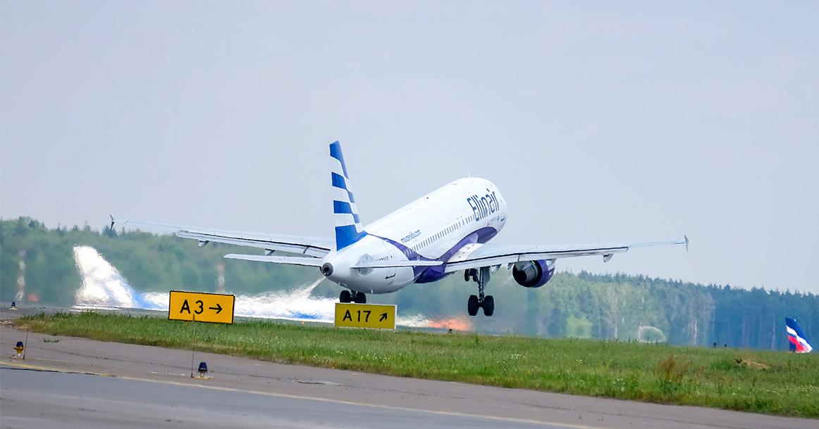 Аэропорт Внуково отсудил у греческой Ellinair более 827 тыс. долларов из-за отмены полетов