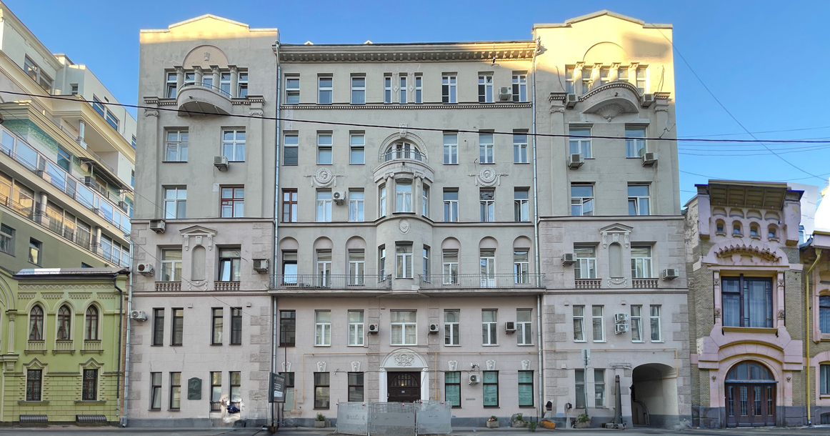 Дом недели: доходный дом Баскакова на Поварской