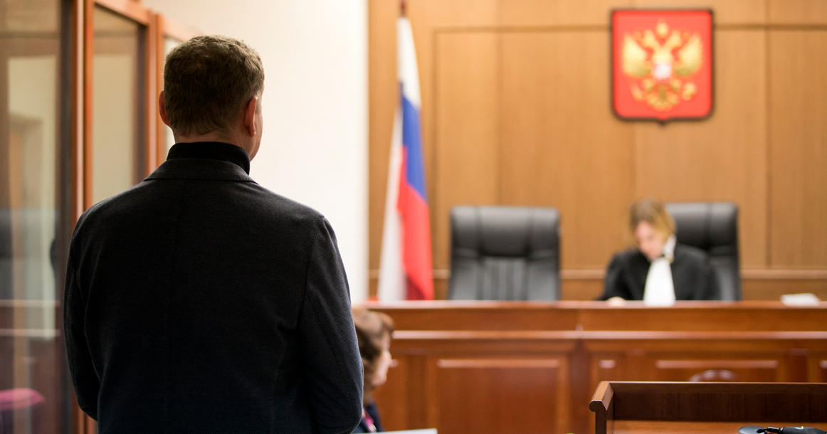 Москвич отсудил у мебельной компании 1,8 млн рублей за перенос даты доставки