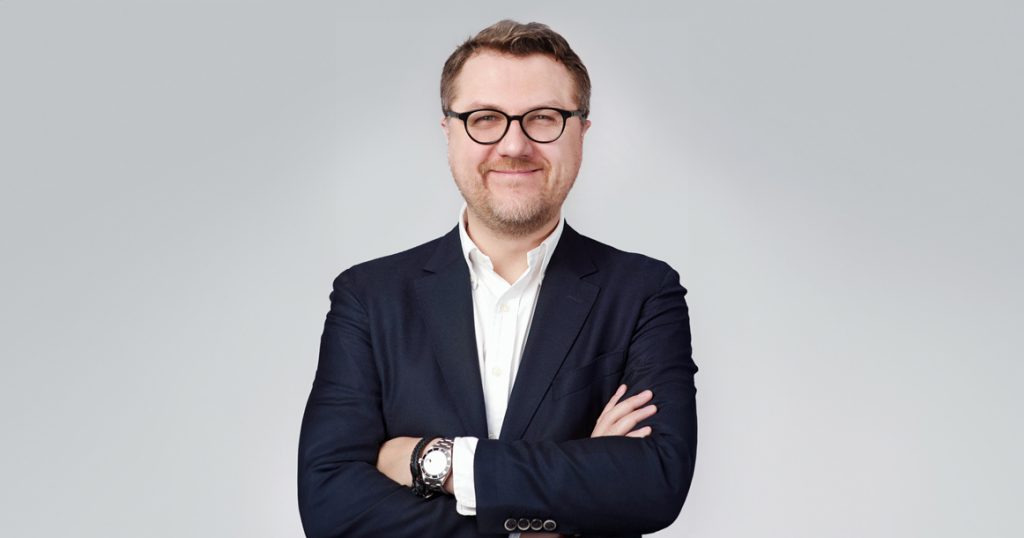 «У нас не просто пришел, поспал, ушел» — куратор отеля Continental Станислав Ивашкевич