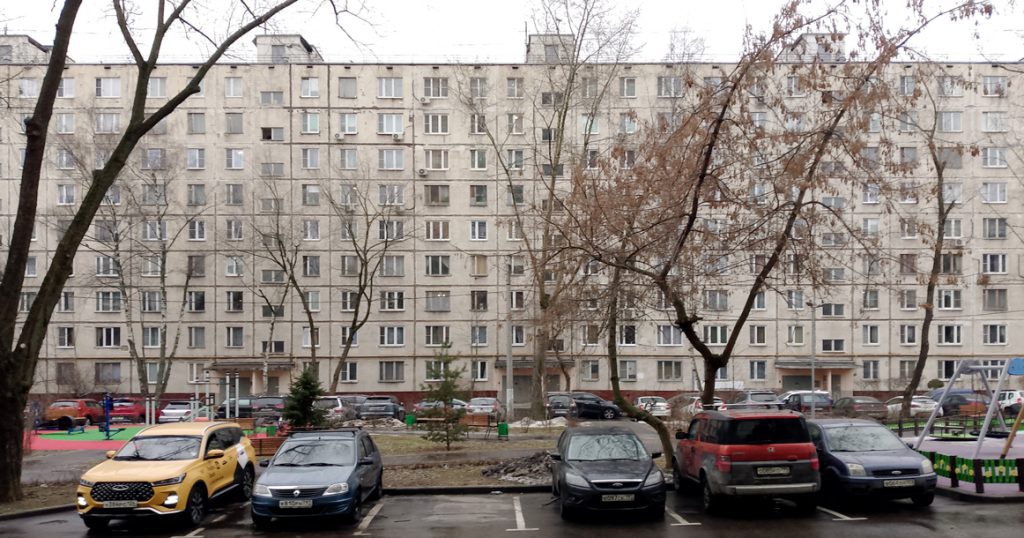 Вид из моего окна: на двор в Путевом проезде в Бескудниково