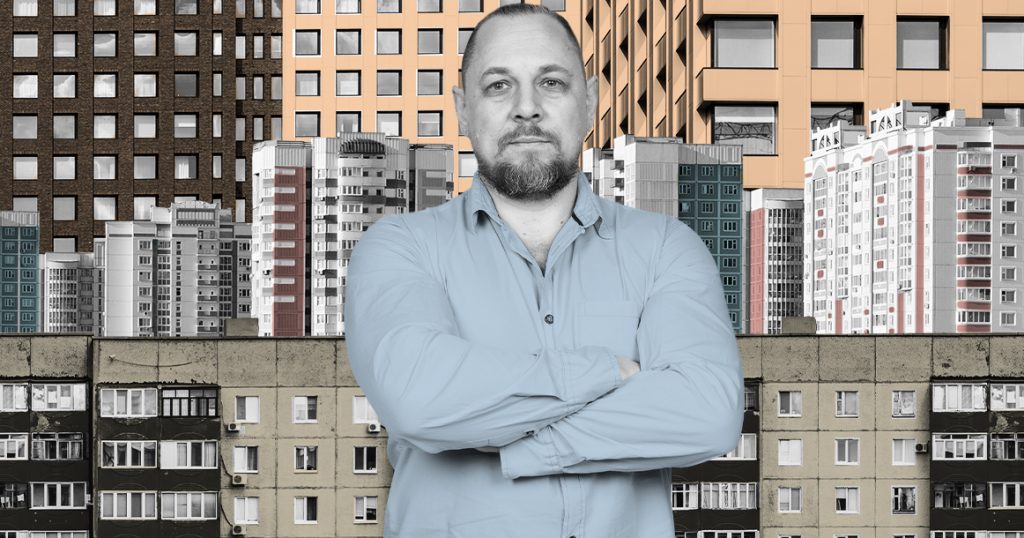 «Квартиры в Москве должны стать никому не нужны» — риелтор Константин Барсуков