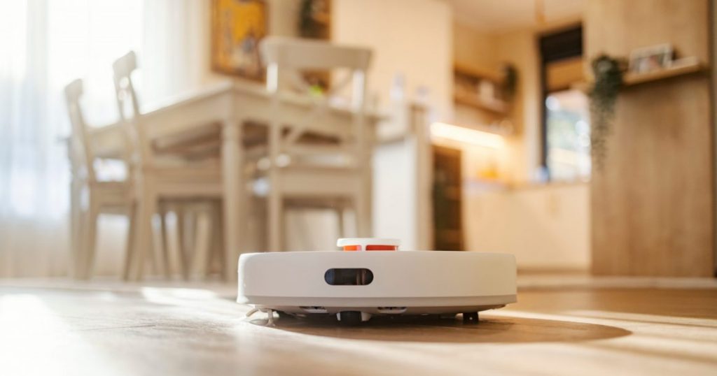 Как работает дом, когда все заняты: 9 устройств, которые делают все сами