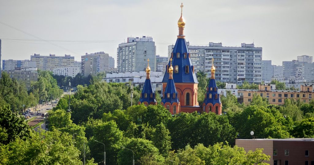 Вид из моего окна: на храм Державной иконы Божией Матери