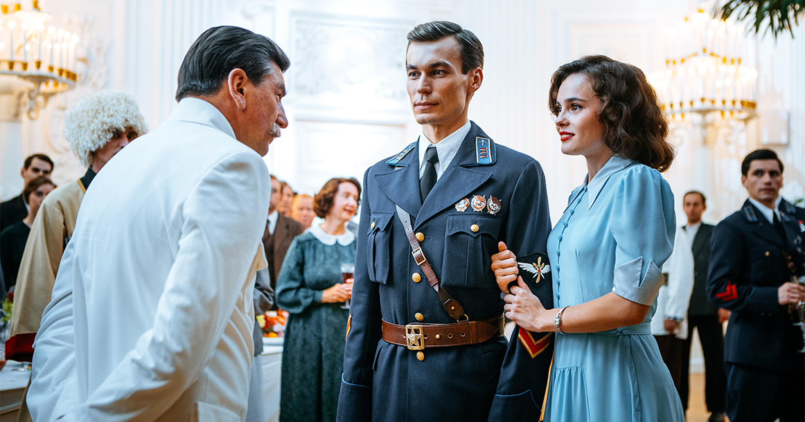 От «Третьей Мещанской» до «Семейного счастья»: как кино сто лет реагирует на пропаганду скреп