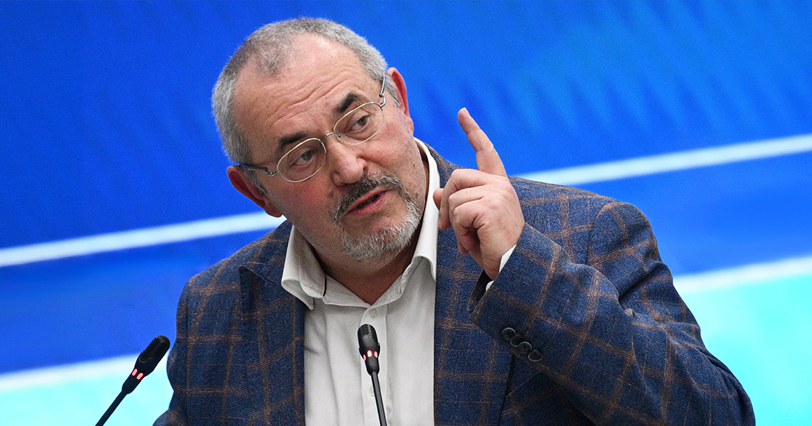 Борис Надеждин подал заявку на пикет у стен Думы против закона о поиске экстремизма в интернете