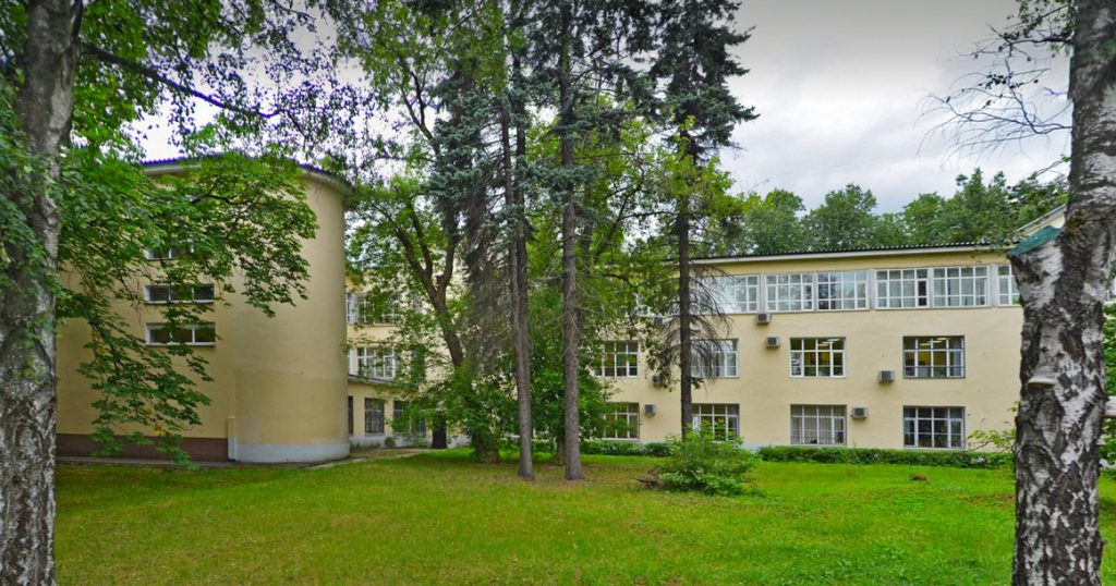 Вы не поверите, но в памятнике конструктивизма в городке летчиков в Тушино будет не ЖК, а школа
