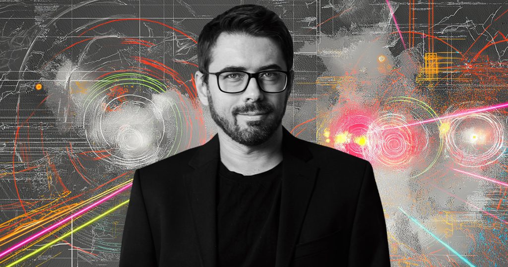 «В зоне риска писатели, журналисты и копирайтеры» — евангелист нейросетей Кирилл Пшинник